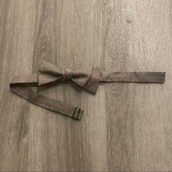 Hermes Other - HERMES salmon pink & teal anchor bowtie